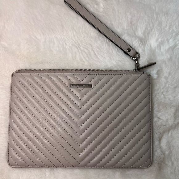 Rebecca minkoff quilted envelope wristlet - Picture 1 of 3